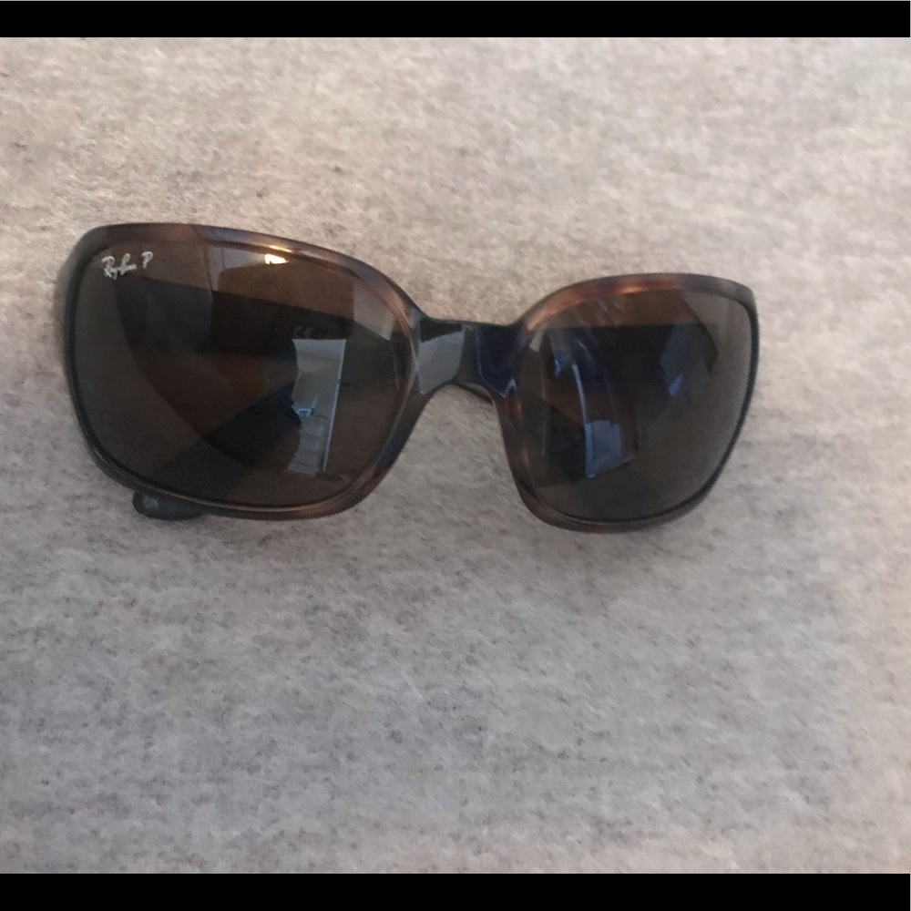 Ray ban polarized sunglasses